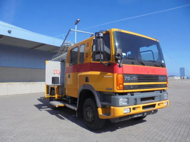 DAF 75.270 ATI 4X4 NL TRUCK - Tuletõrjeauto: pilt 3 DAF 75.270 ATI 4X4 NL TRUCK - Tuletõrjeauto: pilt 3