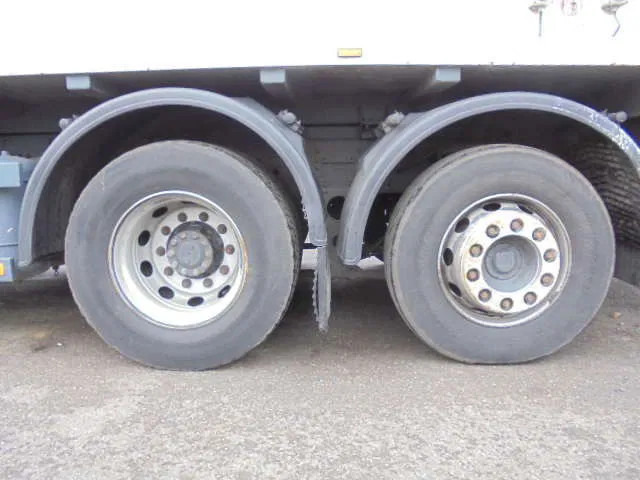 DAF CF 290 6X2 liising DAF CF 290 6X2: pilt 19