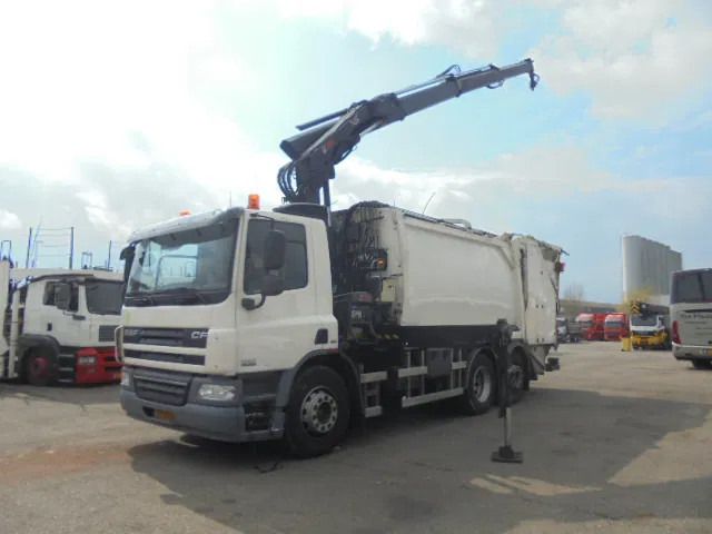 DAF CF 75.250 6X2 - Prügiauto: pilt 1 DAF CF 75.250 6X2 - Prügiauto: pilt 1