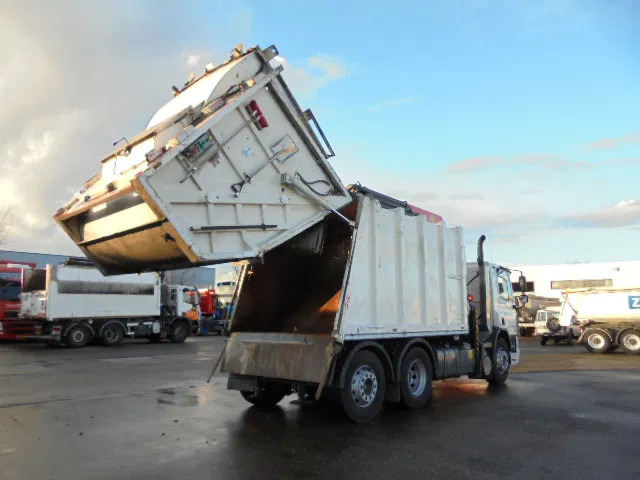 DAF CF 75.250 6x2 - Prügiauto: pilt 5 DAF CF 75.250 6x2 - Prügiauto: pilt 5