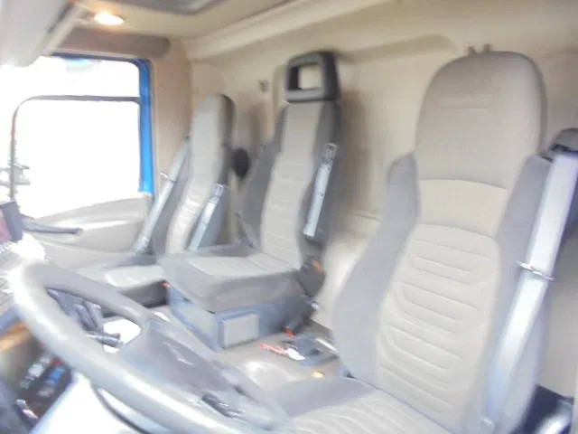 Prügiauto DAF CF 75 310 NL KENTEKEN TUV-APK 01-26: pilt 13