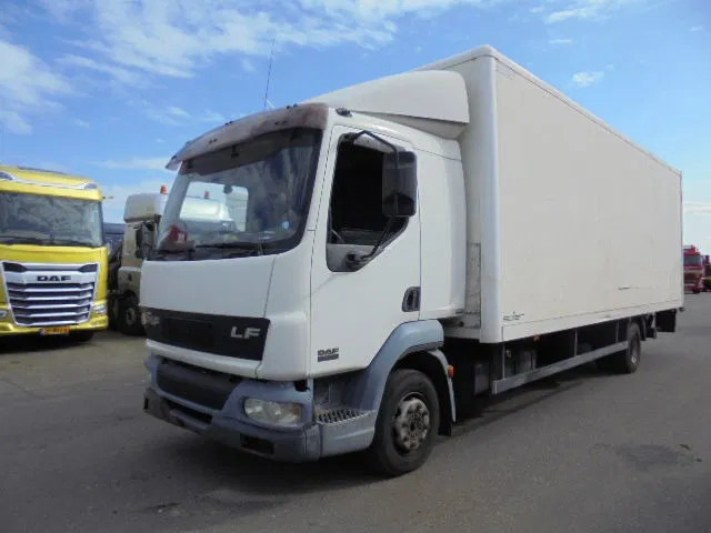 DAF LF 220 - Kasti veoauto: pilt 1 DAF LF 220 - Kasti veoauto: pilt 1