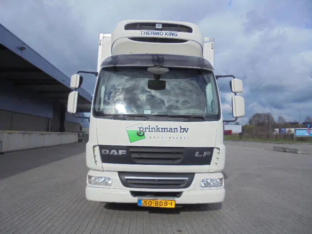 DAF LF 45 210 NL TRUCK - Külmutiga veoauto: pilt 2 DAF LF 45 210 NL TRUCK - Külmutiga veoauto: pilt 2