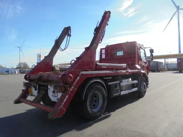 DAF LF LF 320 - Nöörtõstukiga veoauto: pilt 4 DAF LF LF 320 - Nöörtõstukiga veoauto: pilt 4