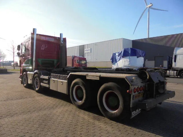 DAF XF 105 410 FAD 8X4 STEEL SUSPENSION - Konkstõstukiga veoauto: pilt 5 DAF XF 105 410 FAD 8X4 STEEL SUSPENSION - Konkstõstukiga veoauto: pilt 5