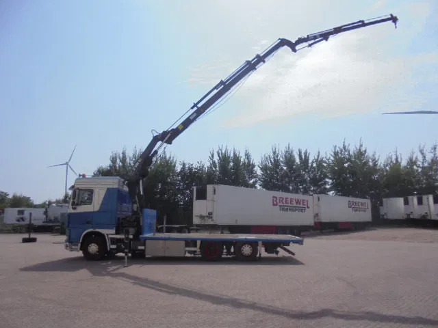 DAF XF 105 XF105 NL TRUCK - Kraanaga veoauto: pilt 2 DAF XF 105 XF105 NL TRUCK - Kraanaga veoauto: pilt 2