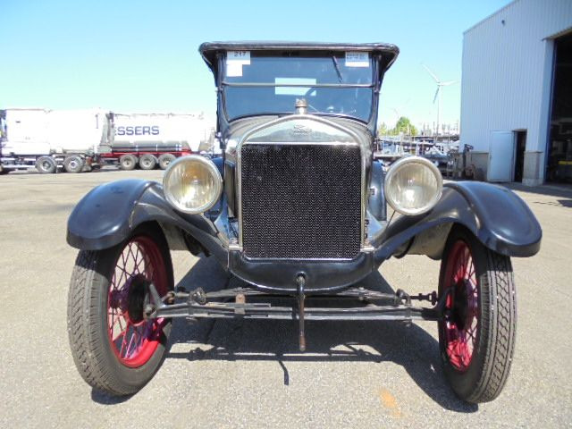 Ford Model T RUNABOUT - Sedaan: pilt 2 Ford Model T RUNABOUT - Sedaan: pilt 2