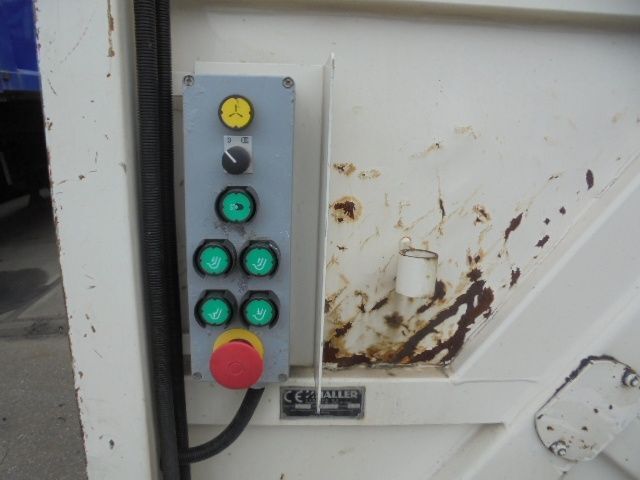 Haller X2C17 - Prügiauto: pilt 4 Haller X2C17 - Prügiauto: pilt 4