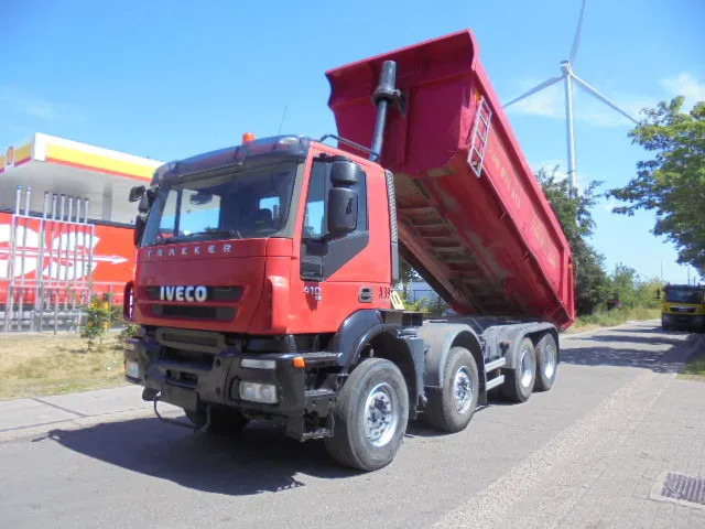 Iveco Trakker 340T41 8X4 KIPPER - Kallurauto: pilt 1 Iveco Trakker 340T41 8X4 KIPPER - Kallurauto: pilt 1