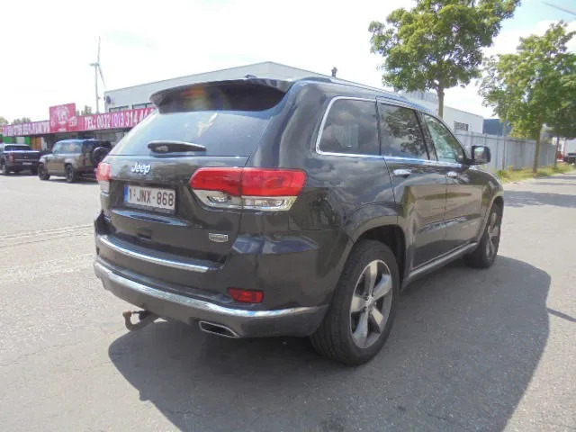 Jeep Grand Cherokee 4X4 SUMMIT EDITION 3.0 LTR V6 - Maastur: pilt 5 Jeep Grand Cherokee 4X4 SUMMIT EDITION 3.0 LTR V6 - Maastur: pilt 5