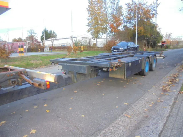 Kögel YWE 18 - Konteinerveduk/ Tõstuk järelhaagis: pilt 1 Kögel YWE 18 - Konteinerveduk/ Tõstuk järelhaagis: pilt 1