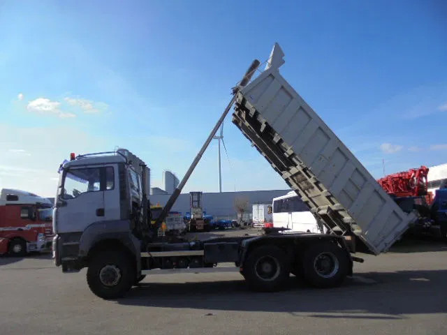 MAN TGA 26.430 BBS 6X6 KIEPER /TRACTOR - Kallurauto: pilt 3 MAN TGA 26.430 BBS 6X6 KIEPER /TRACTOR - Kallurauto: pilt 3