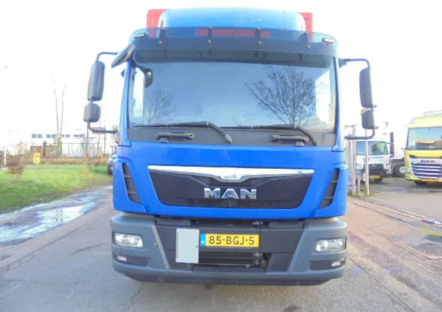 MAN TGM 12-250 NL TRUCK - Kasti veoauto: pilt 2 MAN TGM 12-250 NL TRUCK - Kasti veoauto: pilt 2