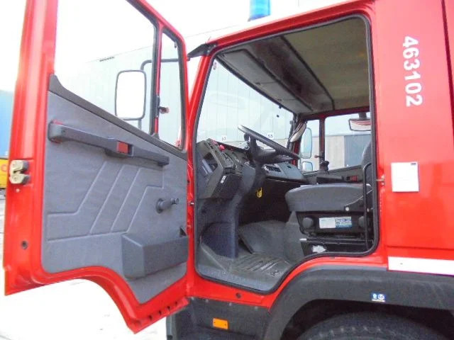 Tuletõrjeauto Mercedes-Benz 1124 F: pilt 14