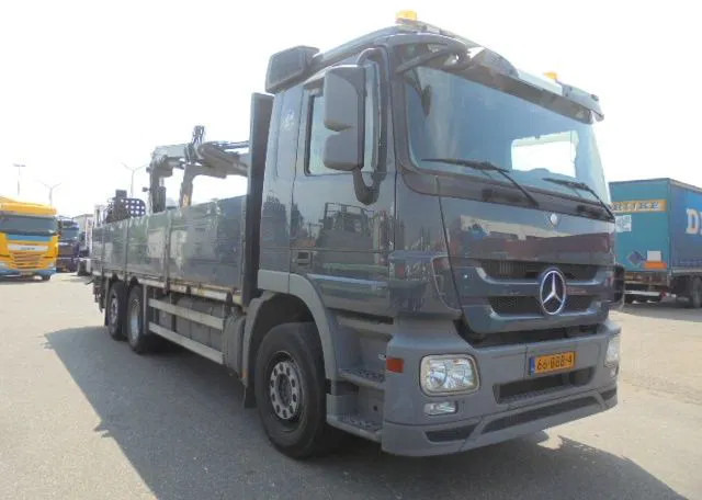 Mercedes-Benz Actros 2532 LTNLA - Madelveok/ Platvormveok, Kraanaga veoauto: pilt 2 Mercedes-Benz Actros 2532 LTNLA - Madelveok/ Platvormveok, Kraanaga veoauto: pilt 2