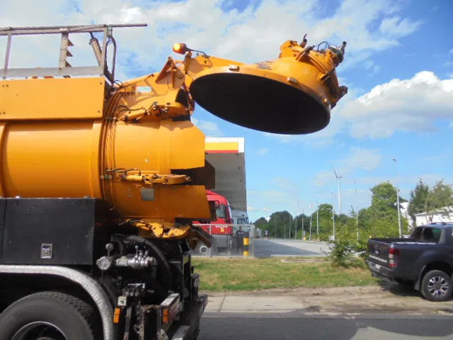 Mercedes-Benz Actros 4141K MEGA VAC - Vaakumveok: pilt 5 Mercedes-Benz Actros 4141K MEGA VAC - Vaakumveok: pilt 5