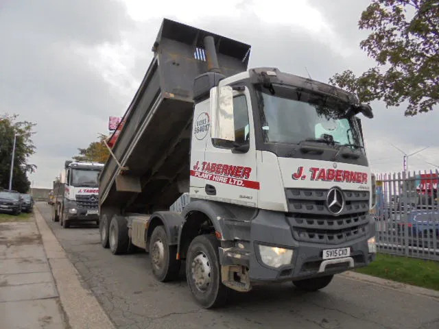 Mercedes-Benz Arocs 3243 K 8X4 - Kallurauto: pilt 3 Mercedes-Benz Arocs 3243 K 8X4 - Kallurauto: pilt 3