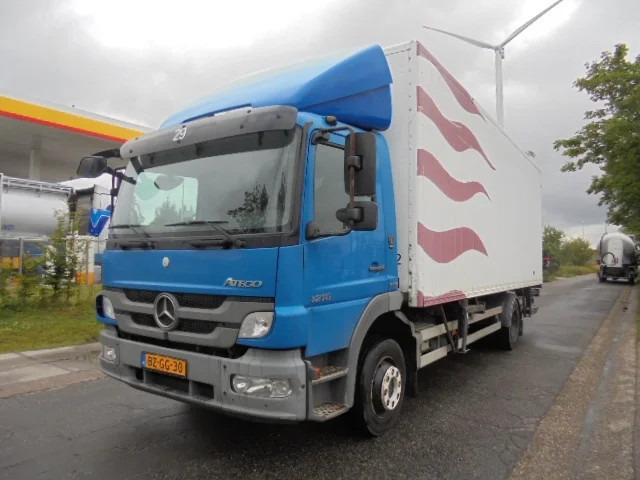 Mercedes-Benz Atego 1218 - Kasti veoauto: pilt 1 Mercedes-Benz Atego 1218 - Kasti veoauto: pilt 1