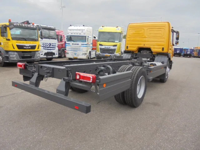 Mercedes-Benz Atego 1518 NEW DEMO MET FABRIEKS GARANTIE - Kabiinišassiiga veoauto: pilt 4 Mercedes-Benz Atego 1518 NEW DEMO MET FABRIEKS GARANTIE - Kabiinišassiiga veoauto: pilt 4