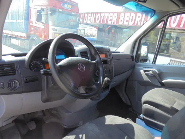 Mercedes-Benz Sprinter 313 FRIGO NL TRUCK - Tarbesõiduk külmik: pilt 5 Mercedes-Benz Sprinter 313 FRIGO NL TRUCK - Tarbesõiduk külmik: pilt 5