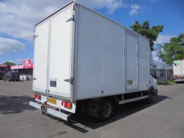 Nissan Cabstar 35.14 - Tarbesõiduk furgoon: pilt 4 Nissan Cabstar 35.14 - Tarbesõiduk furgoon: pilt 4