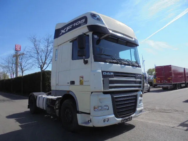 DAF XF 105.460 SUPERSPACE - Sadulveok: pilt 3 DAF XF 105.460 SUPERSPACE - Sadulveok: pilt 3