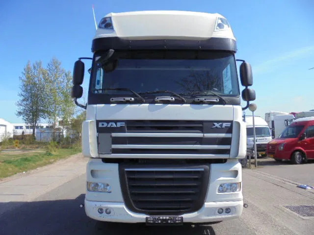 DAF XF 105.460 SUPERSPACE - Sadulveok: pilt 2 DAF XF 105.460 SUPERSPACE - Sadulveok: pilt 2