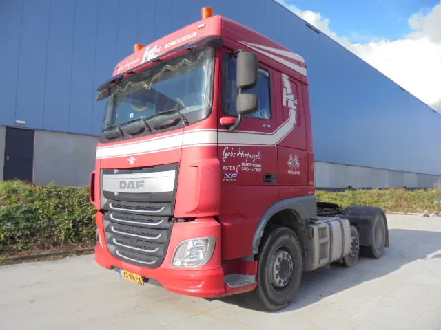 DAF XF 440 6X2 EUR6 - Sadulveok: pilt 1 DAF XF 440 6X2 EUR6 - Sadulveok: pilt 1