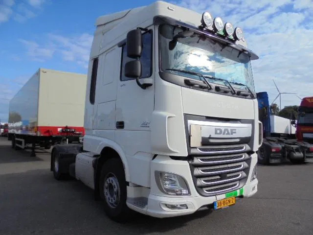 DAF XF 440 - Sadulveok: pilt 3 DAF XF 440 - Sadulveok: pilt 3