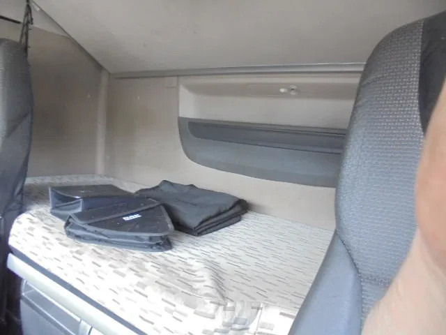 Sadulveok DAF XF 440 NL TRUCK: pilt 16