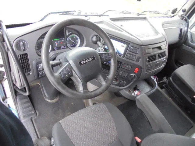DAF XF 440 SUPER SPACE CAB NL TRUCK - Sadulveok: pilt 4 DAF XF 440 SUPER SPACE CAB NL TRUCK - Sadulveok: pilt 4