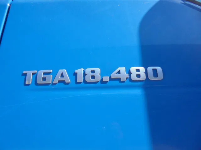 MAN TGA 18.480 XXL ZF INTARDER - Sadulveok: pilt 5 MAN TGA 18.480 XXL ZF INTARDER - Sadulveok: pilt 5
