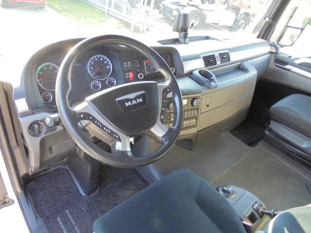 Sadulveok MAN TGX 18.400 XL: pilt 10