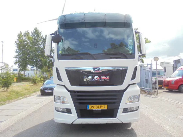 MAN TGX 26.500 XXL TUV APK 02-26 NL TRUCK 16X IN STOCK - Sadulveok: pilt 2 MAN TGX 26.500 XXL TUV APK 02-26 NL TRUCK 16X IN STOCK - Sadulveok: pilt 2