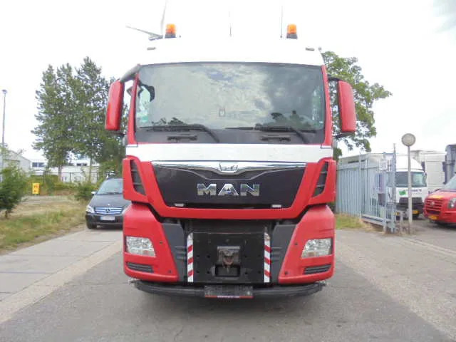 MAN TGX 33.480 6X4 Manual Gearbox Retarder - Sadulveok: pilt 2 MAN TGX 33.480 6X4 Manual Gearbox Retarder - Sadulveok: pilt 2