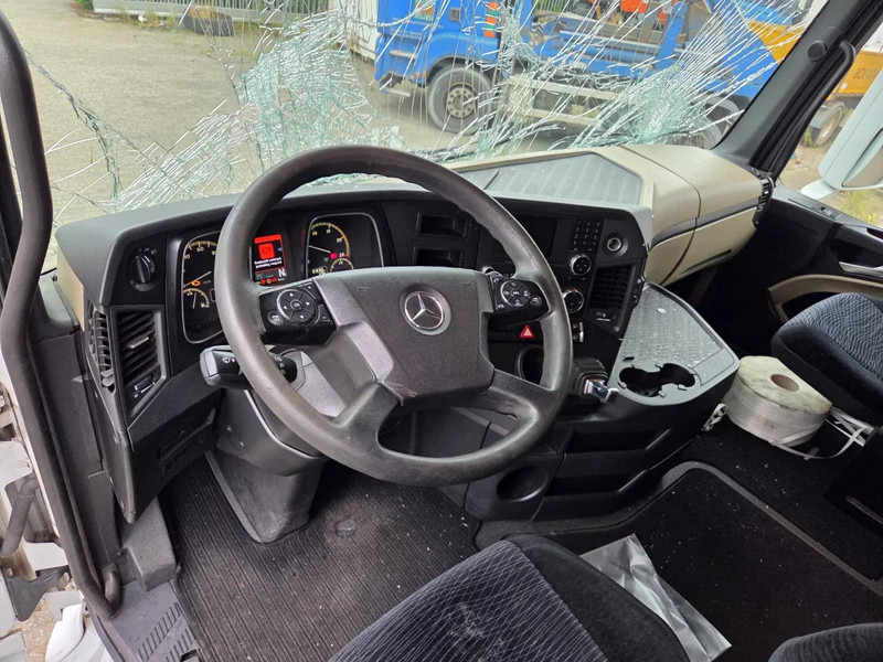 Sadulveok Mercedes-Benz Actros 1842 LS CABINE SCHADE NL TRUCK: pilt 9 Sadulveok Mercedes-Benz Actros 1842 LS CABINE SCHADE NL TRUCK: pilt 9