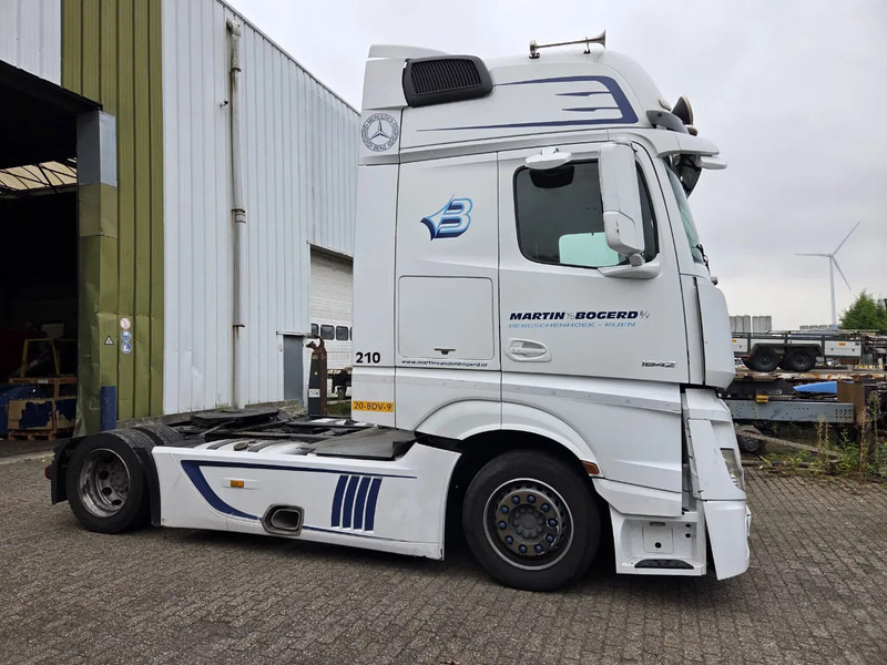 Mercedes-Benz Actros 1842 LS CABINE SCHADE NL TRUCK - Sadulveok: pilt 3 Mercedes-Benz Actros 1842 LS CABINE SCHADE NL TRUCK - Sadulveok: pilt 3