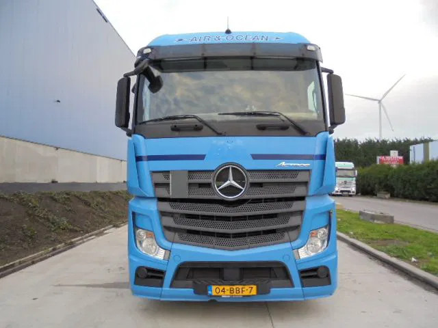 Mercedes-Benz Actros 1842 LS EUR6 - Sadulveok: pilt 2 Mercedes-Benz Actros 1842 LS EUR6 - Sadulveok: pilt 2