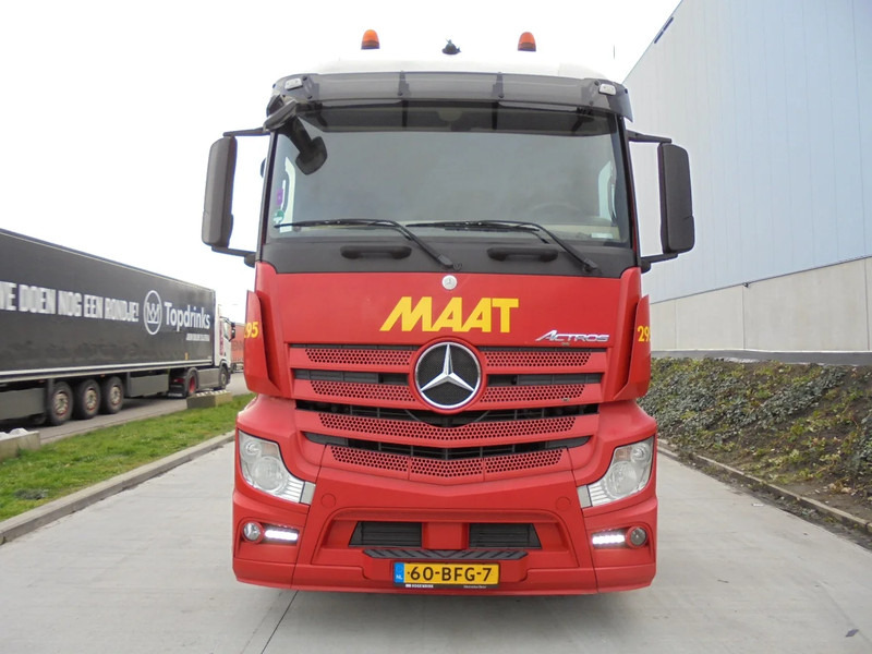 Mercedes-Benz Actros 1943 - Sadulveok: pilt 2 Mercedes-Benz Actros 1943 - Sadulveok: pilt 2