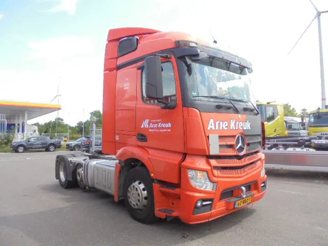 Mercedes-Benz Actros 2343 6X2 VOORLOOPAS - Sadulveok: pilt 3 Mercedes-Benz Actros 2343 6X2 VOORLOOPAS - Sadulveok: pilt 3