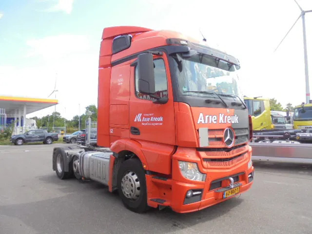 Mercedes-Benz Actros 2343 6X2 VOORLOOPAS - Sadulveok: pilt 3 Mercedes-Benz Actros 2343 6X2 VOORLOOPAS - Sadulveok: pilt 3
