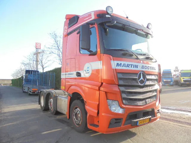 Mercedes-Benz Actros 2645 EUR6 6X2 - Sadulveok: pilt 3 Mercedes-Benz Actros 2645 EUR6 6X2 - Sadulveok: pilt 3