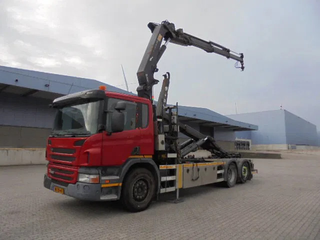 Scania P400 6X2 - Konkstõstukiga veoauto, Kraanaga veoauto: pilt 1 Scania P400 6X2 - Konkstõstukiga veoauto, Kraanaga veoauto: pilt 1