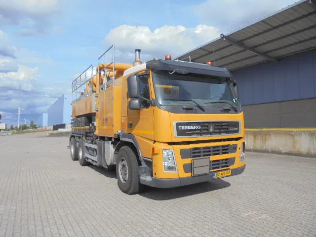 Terberg FM 1450 WDGL 6X4 VACUUM ADR / SIR NL TRUCK - Vaakumveok: pilt 2 Terberg FM 1450 WDGL 6X4 VACUUM ADR / SIR NL TRUCK - Vaakumveok: pilt 2