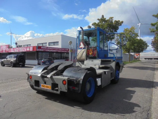 Terberg YT 182 NL KENTEKEN - Laotraktor: pilt 4 Terberg YT 182 NL KENTEKEN - Laotraktor: pilt 4
