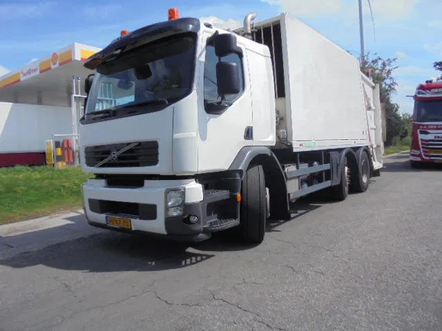 Volvo FE 240 - Prügiauto: pilt 1 Volvo FE 240 - Prügiauto: pilt 1
