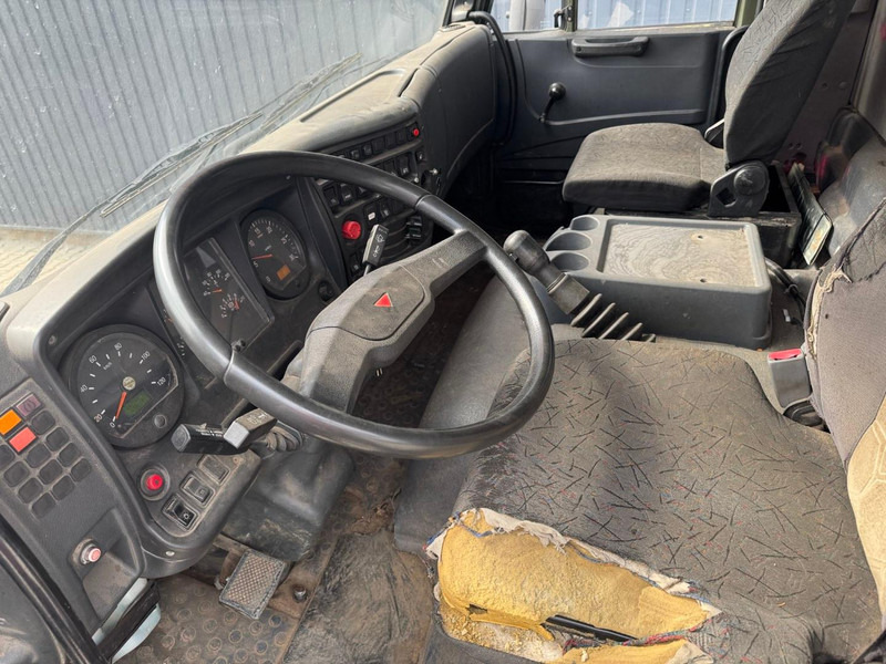 Kamaz 65111, 6x6 - Kabiinišassiiga veoauto: pilt 5 Kamaz 65111, 6x6 - Kabiinišassiiga veoauto: pilt 5