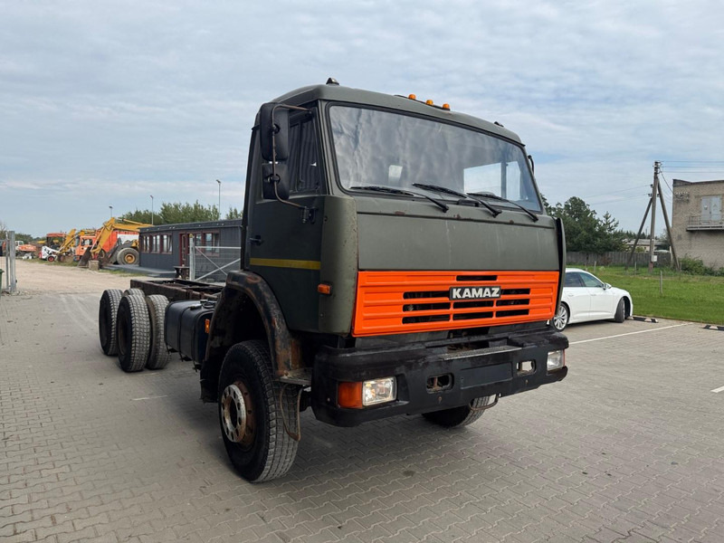 Kamaz 65111, 6x6 - Kabiinišassiiga veoauto: pilt 2 Kamaz 65111, 6x6 - Kabiinišassiiga veoauto: pilt 2