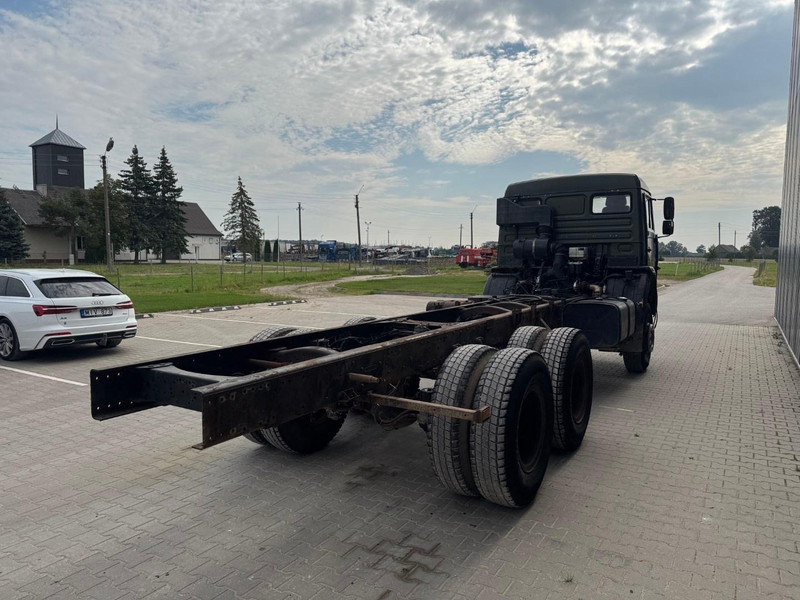 Kamaz 65111, 6x6 - Kabiinišassiiga veoauto: pilt 3 Kamaz 65111, 6x6 - Kabiinišassiiga veoauto: pilt 3