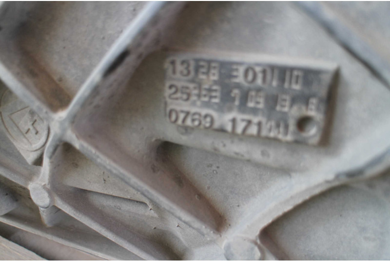 MAN ZF 12 AS 2130TD gearbox for MAN truck tractor - Käigukast - Veoauto: pilt 5 MAN ZF 12 AS 2130TD gearbox for MAN truck tractor - Käigukast - Veoauto: pilt 5